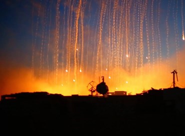 Siria: denuncia attivisti, “bombe al fosforo su Raqqa”