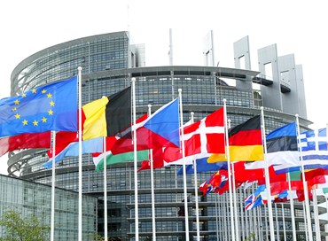 Più trasparenza in Ue, stretta su fisco multinazionali