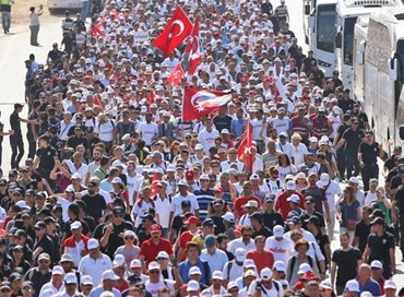 Marcia per la giustizia: in migliaia a Istanbul