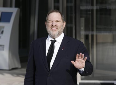 Continuano a piovere accuse di molestie sessuali per Weinstein