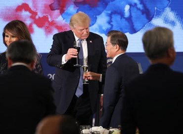 Trump a Seul invita Pyongyang a negoziare un accordo