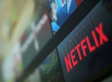 Netflix fa il pieno di abbonati, vola in Borsa