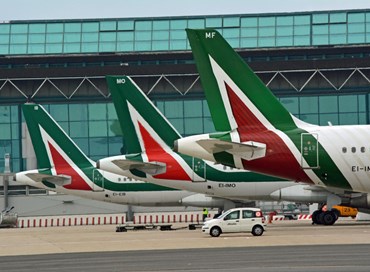 Toninelli: “Alitalia tornerà al 51% italiana”