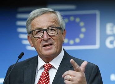 Manovra, Juncker: “Deviazione inaccettabile dall’Italia”