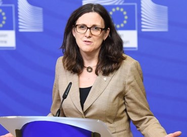 Malmström: “Pronti a rispondere se Usa mettono dazi auto”