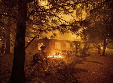 Incendi in California: 63 morti, 631 dispersi