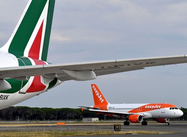 Alitalia: EasyJet si sfila, Delta conferma impegno con Fs