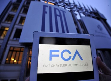 Fca presenta la proposta di fusione con Renault
