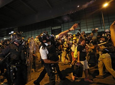 Hong Kong, per la Cina sono avvenuti “gravi atti illegali”
