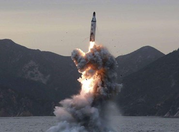 Corea del Nord lancia due missili nel Mare del Giappone