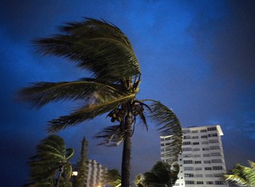 Usa, l’uragano Dorian investe le Bahamas