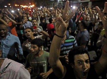 Egitto, la protesta contro al-Sisi infiamma Piazza Tahrir