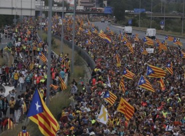 Catalogna, è sciopero generale: Puigdemont rilasciato in Belgio