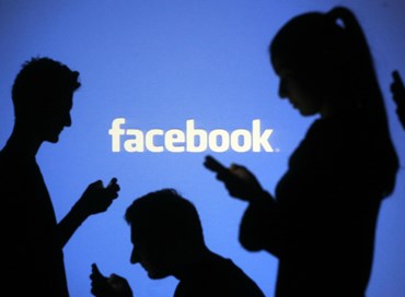 Facebook, l’a-social network