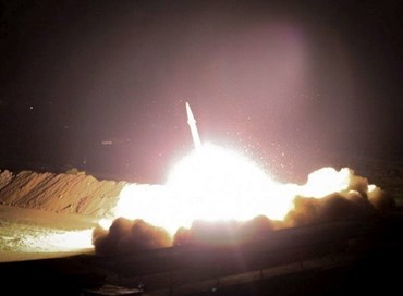 L’Iran lancia 15 missili contro le basi americane in Iraq