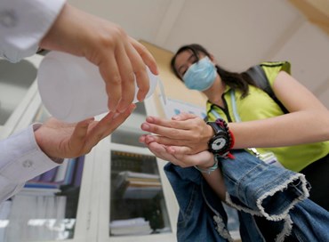 Virus cinese: i morti sono 106, oltre quattromila i casi confermati
