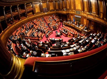 Cura Italia: il governo pone la fiducia, no del centrodestra