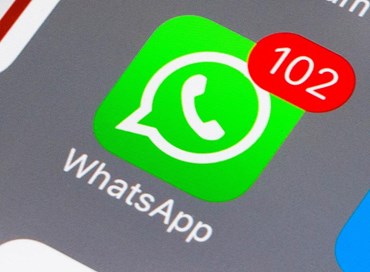 Whatsapp, a fine anno i messaggi che si autodistruggono