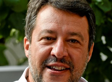 Salvini strattonato: l’inaccettabile doppia morale