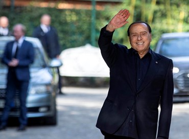 Tajani: “Oltre a Draghi, Berlusconi è l’unico presidente possibile”