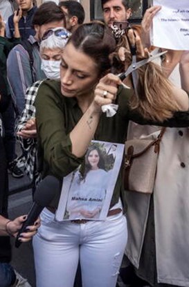 Iran: si allargano le proteste per Masha
