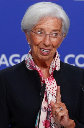 Christine Lagarde: insensibile alle critiche sul suo operato
