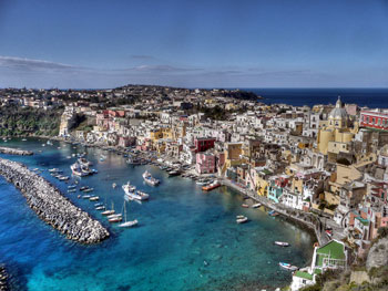 L’Isola di Arturo, Graziella e del Postino 