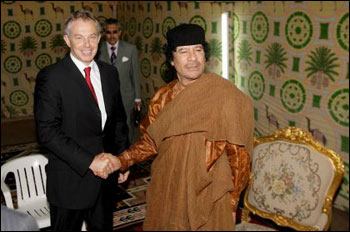 Gheddafi e Blair, un dialogo tra sordi 