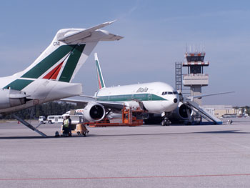 Alitalia, riuscito l’aumento di capitale 