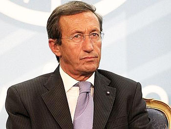 Gli errori di Fini non cancellano una storia