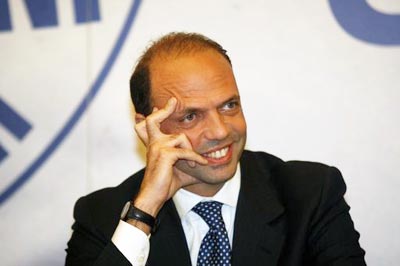 Sviluppo e crescita: Alfano vedrà Monti