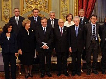 Monti non ferma lo tsunami
