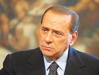 Ma il Cav è ancora in pista?
