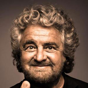 Beppe Grillo e l'Ipad ipocrita