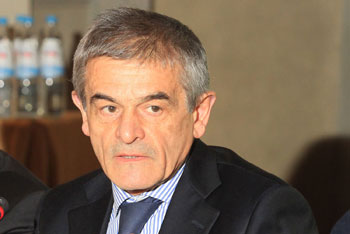 Regionali in Piemonte, il Pd con Chiamparino