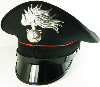 L’omaggio all’Arma: siamo tutti carabinieri