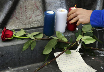 A Parigi Dio è morto tradito un’altra volta