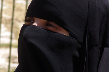 La libertà del “burqa di carne”
