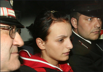 Doina torna in carcere “a furor di popolo”