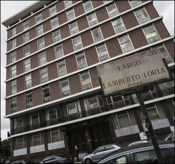 Palazzo Inpgi: per poco non ci scappa il morto