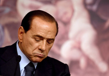 Il Cavaliere leader anche con le condanne