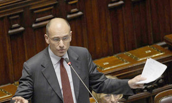 La fiducia e una strana maggioranza