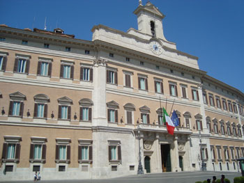 La foto di gruppo e degli inganni