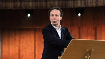 Caso Benigni e la Rai fabbrica del consenso