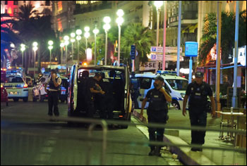 Contro il terrorismo la libertà e la laicità