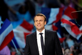 Macron foglia di fico per la Ue