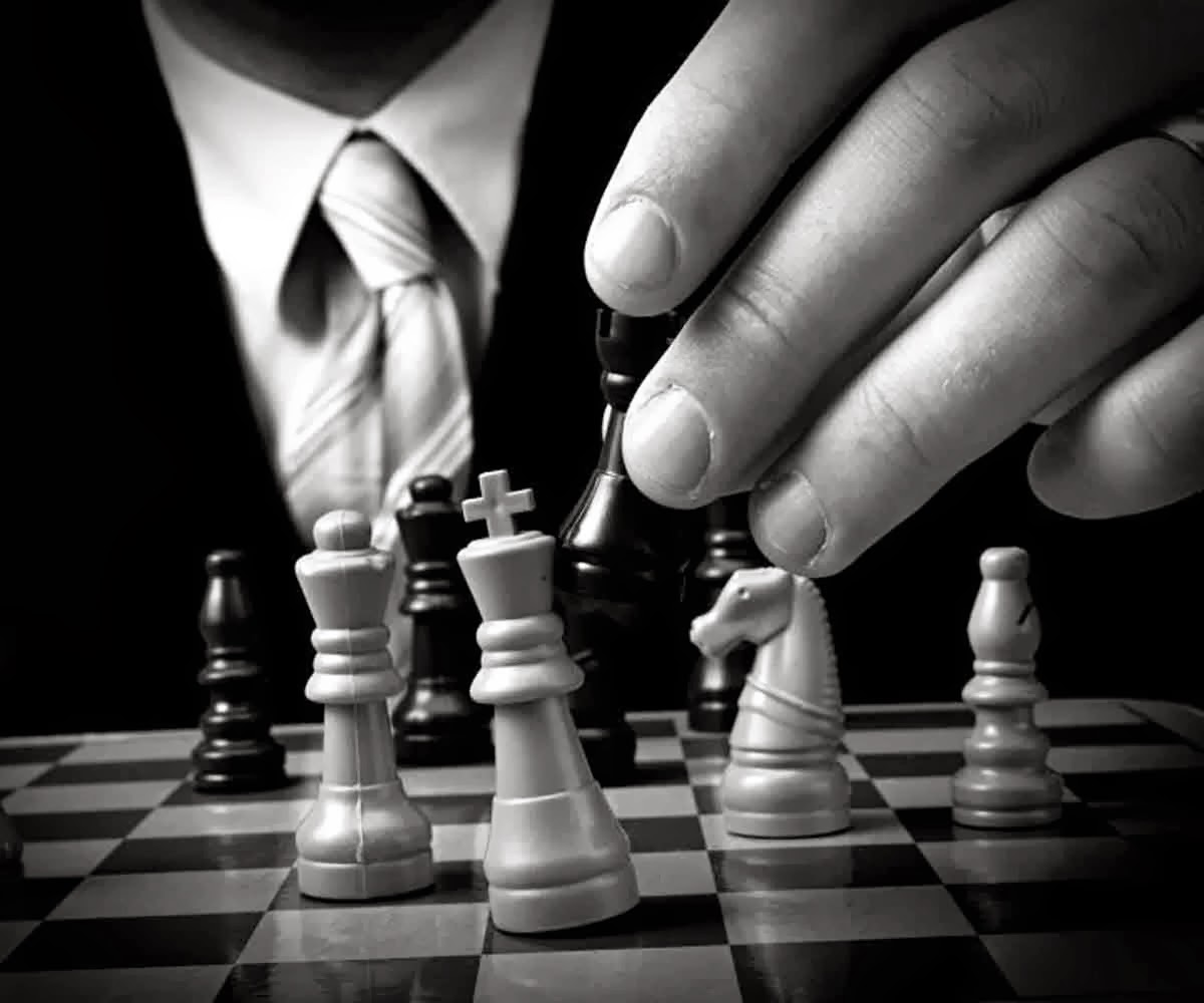 “Ti racconto la politica” 