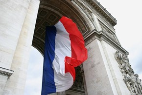 Il chiaro messaggio dei cugini francesi