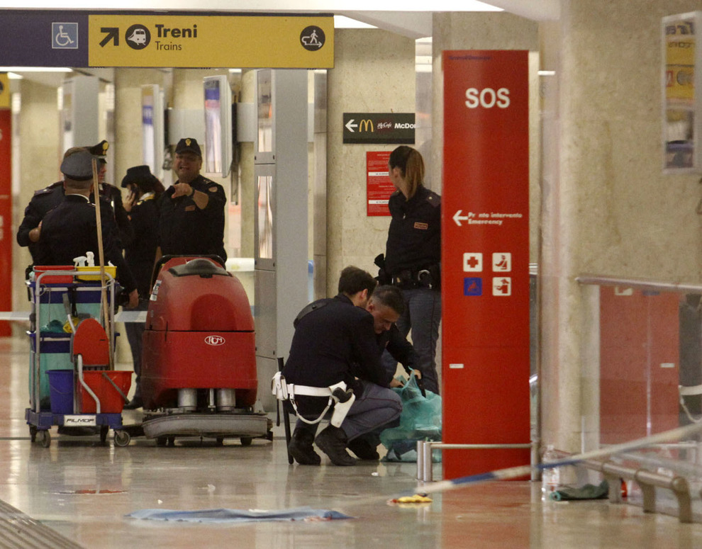 Milano: scontro Maroni-Sala sulla marcia pro-migranti