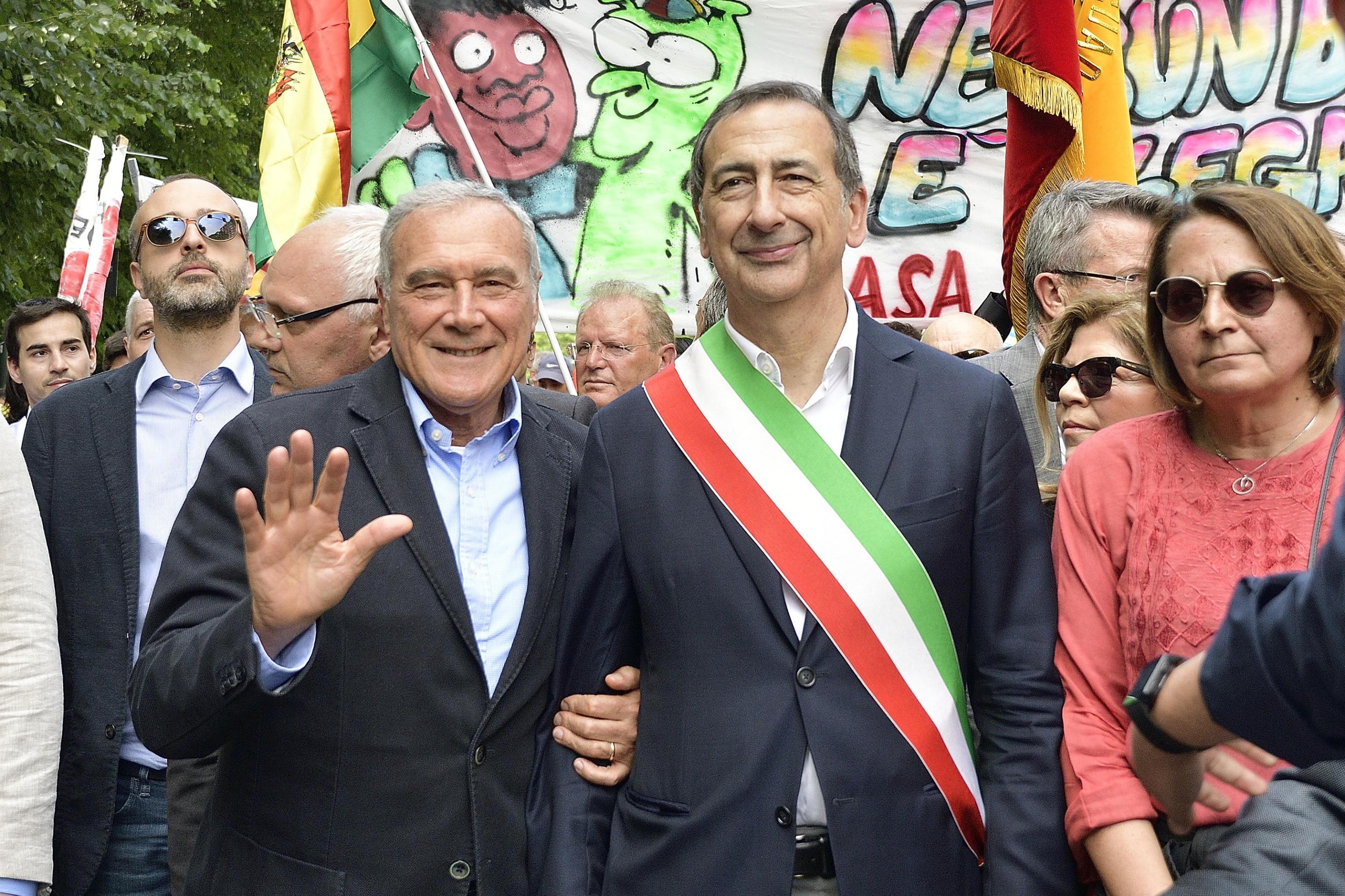 La marcia della coda di paglia